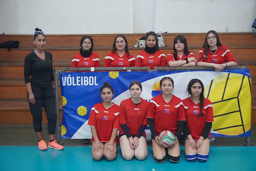 Temporada del Vóleibol en Olimpiadas BE culmina con éxito en el torneo Intermedia Damas