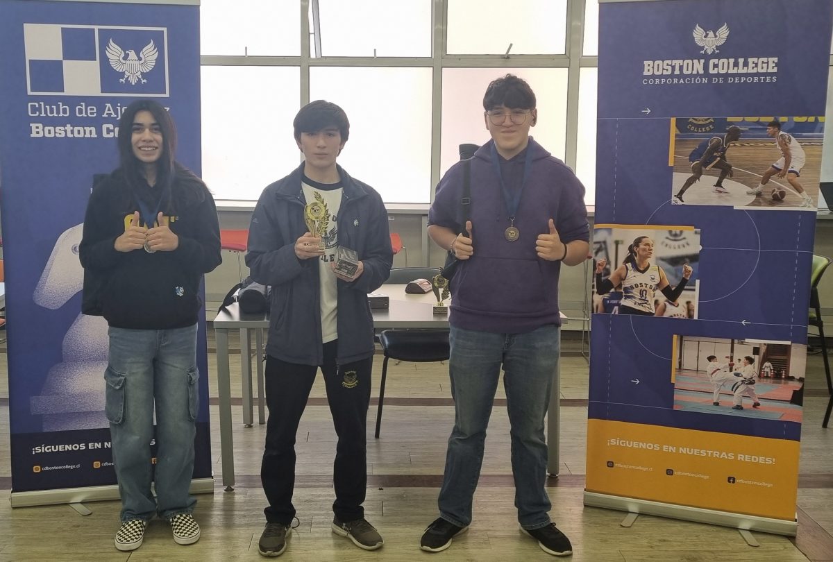 Agustín Morales logra 2° lugar en Torneo de Ajedrez Boston College