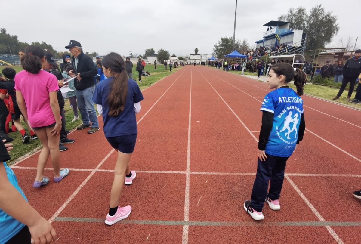 Taller de Atletismo Sebastián Elcano destaca en Torneo de la Liga Atlética de Maipú