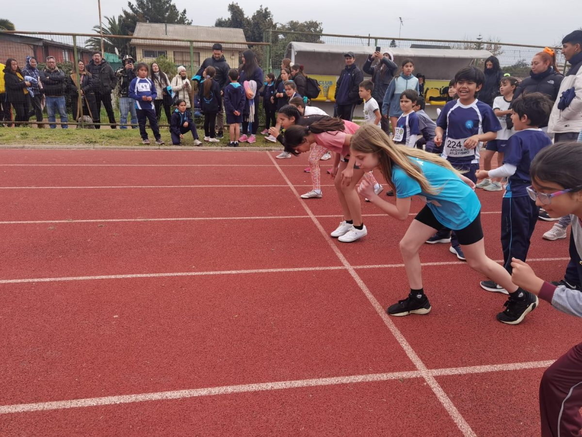 Taller de Atletismo Sebastián Elcano destaca en Torneo de la Liga Atlética de Maipú