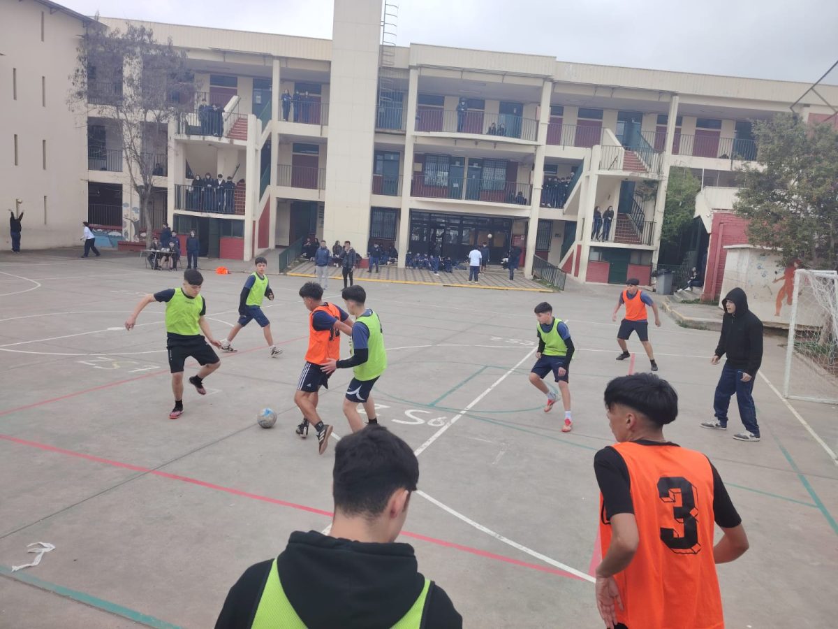 Éxito total y gran convocatoria en nuestro Campeonato Interno de Futsal de Enseñanza Media