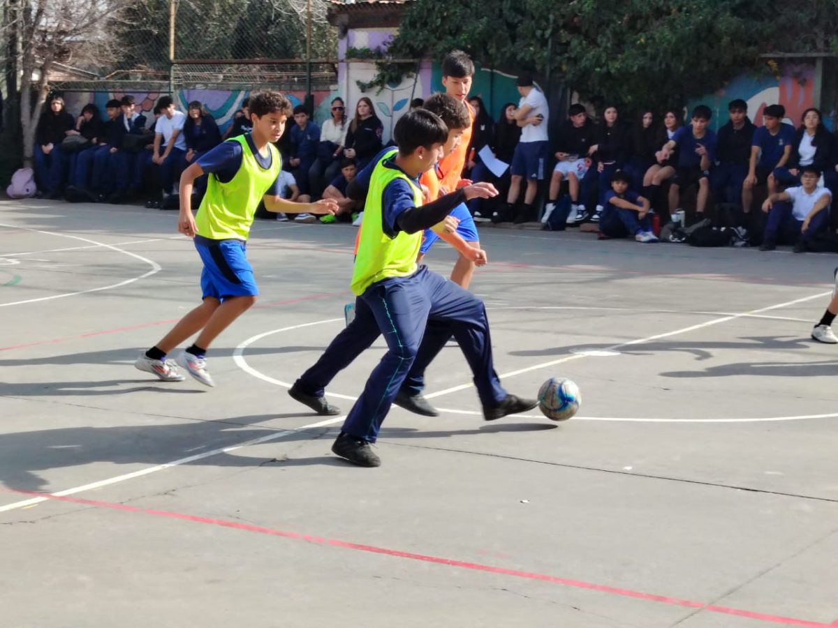 Éxito total y gran convocatoria en nuestro Campeonato Interno de Futsal de Enseñanza Media