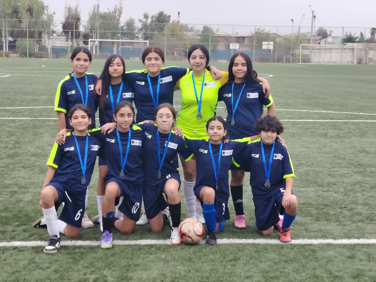 Somos vicecampeonas comunales en el Futsal Femenino de los Juegos Deportivos Escolares 2026