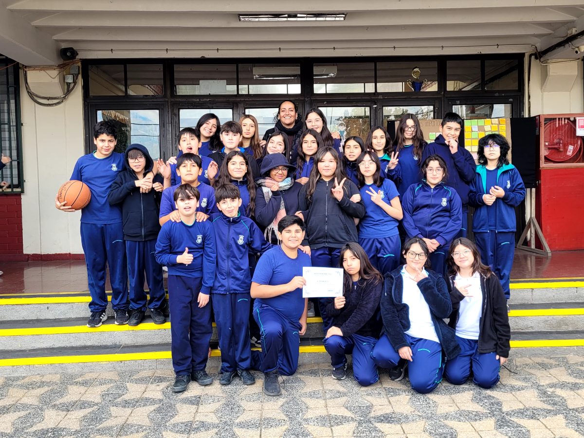 Orgullo y Compromiso: Colegio reconoce el Respeto y la Asistencia del mes de Abril