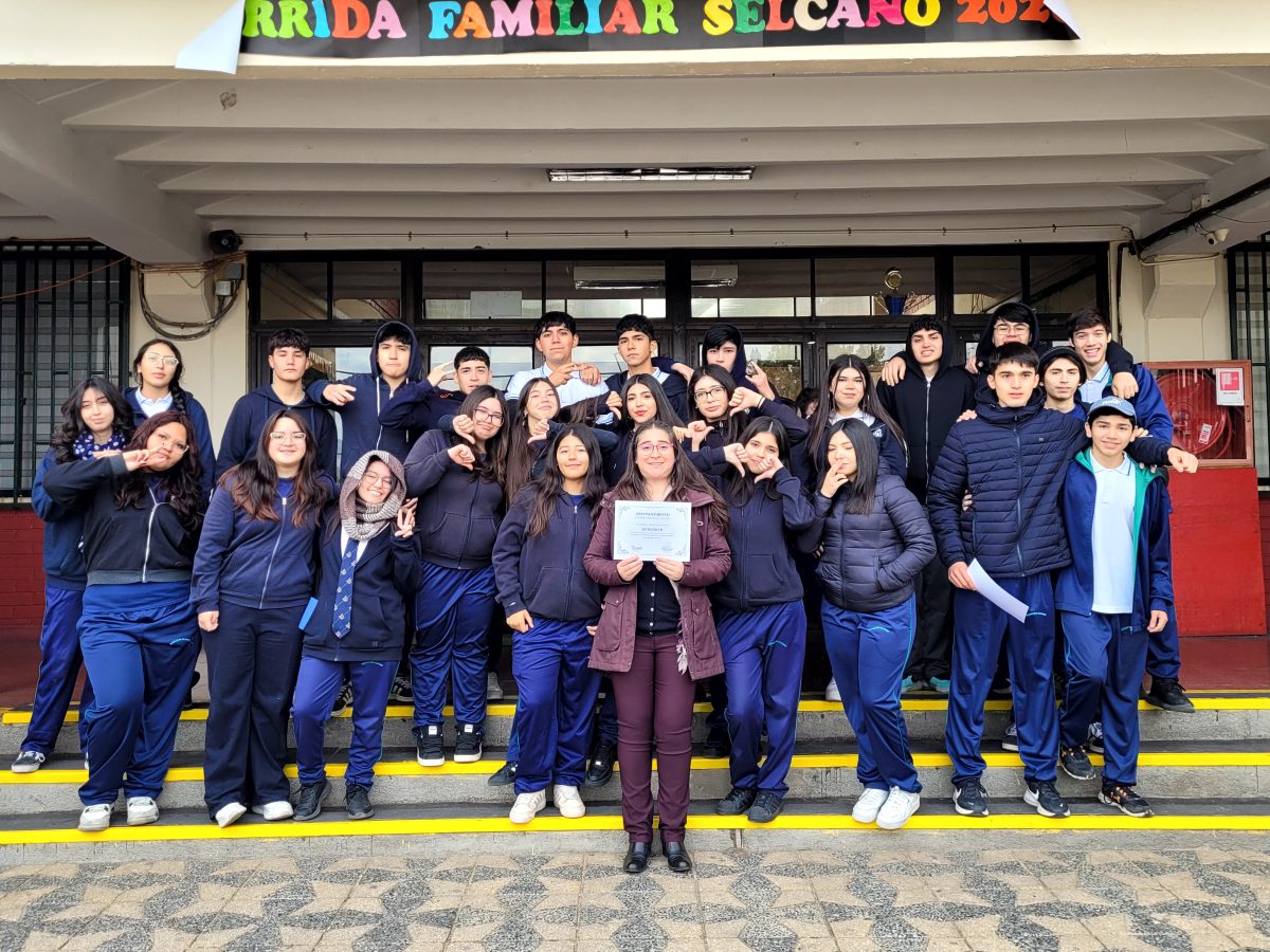 Orgullo y Compromiso: Colegio reconoce el Respeto y la Asistencia del mes de Abril