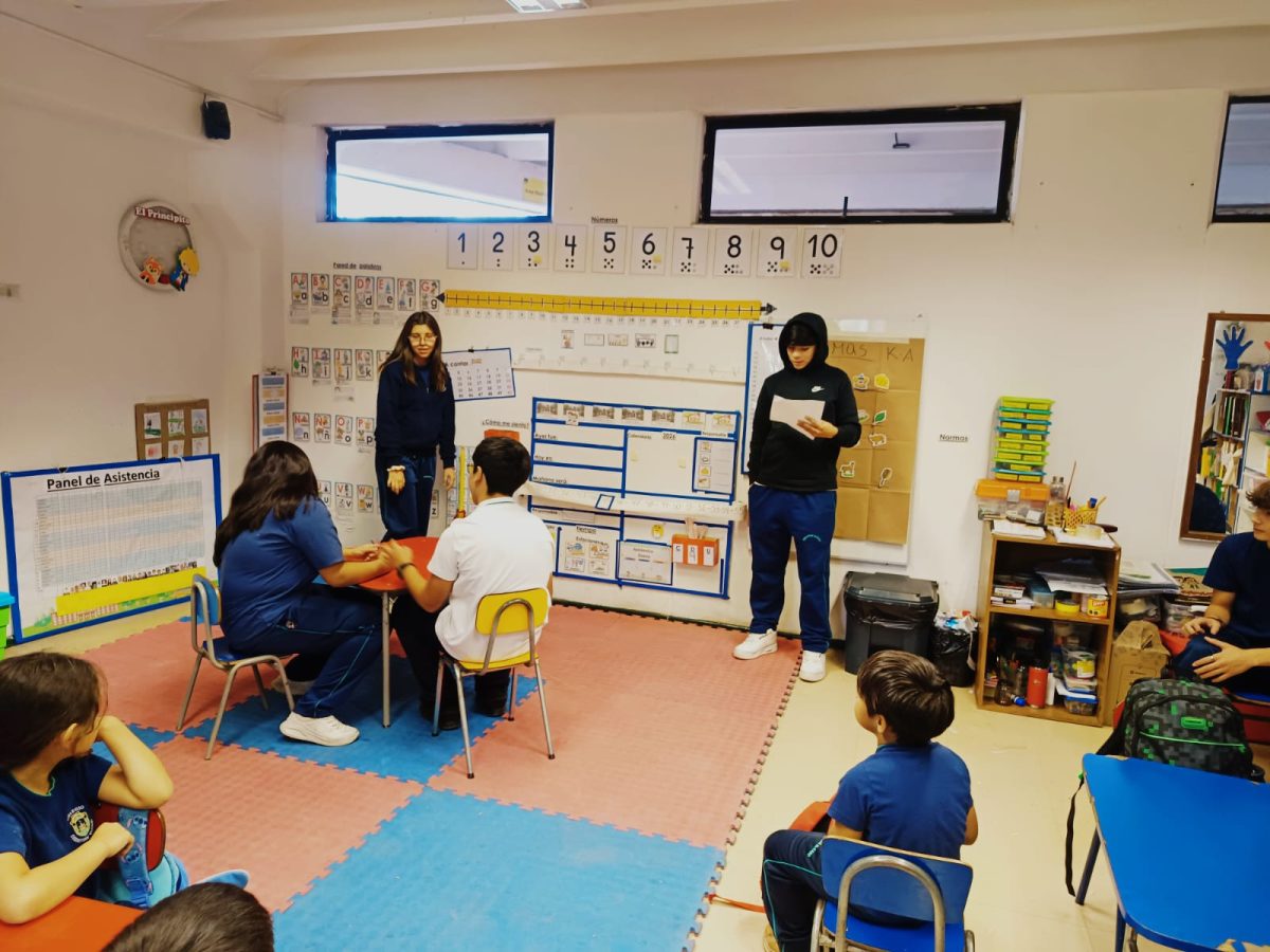 Comunidad Escolar celebra el Día de la Convivencia con emotivo Acto Cívico