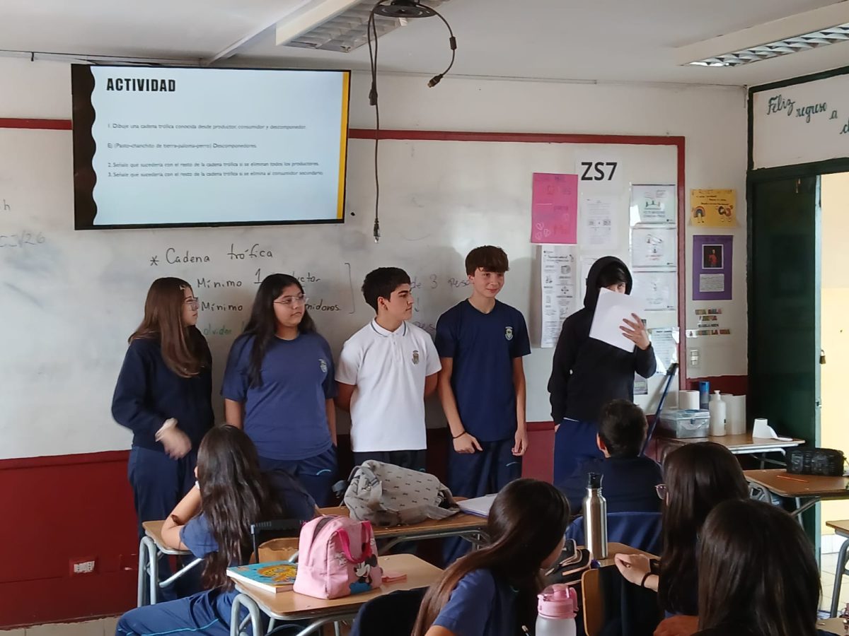 Comunidad Escolar celebra el Día de la Convivencia con emotivo Acto Cívico