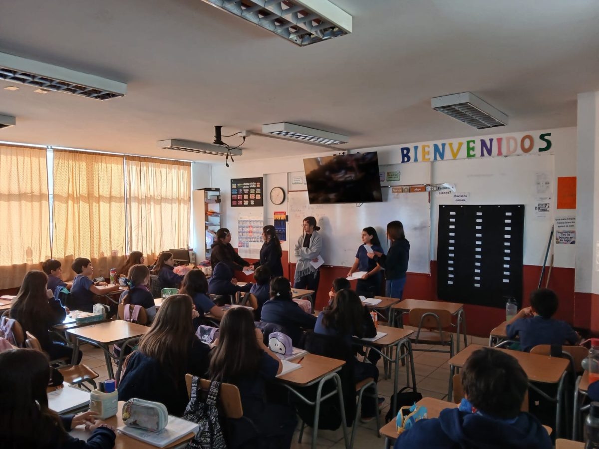 Comunidad Escolar celebra el Día de la Convivencia con emotivo Acto Cívico