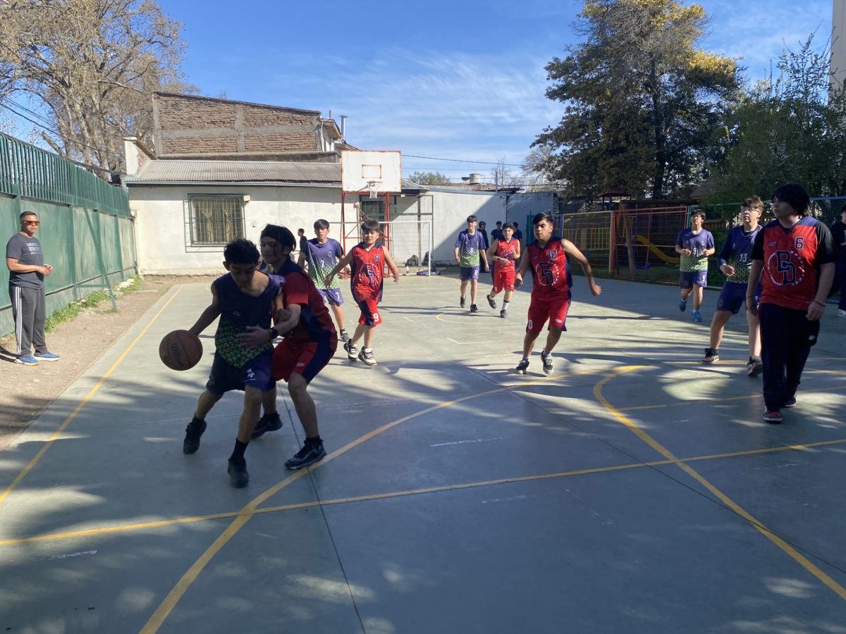 Encuentro amistoso de Basquetbol